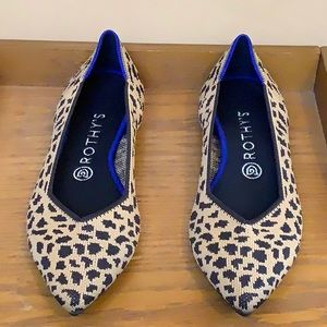 Rothy’s Leopard print point